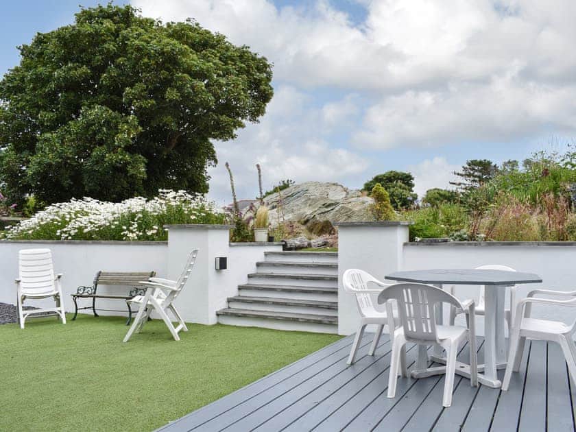 Outdoor area | Sant Pedr, Amlwch