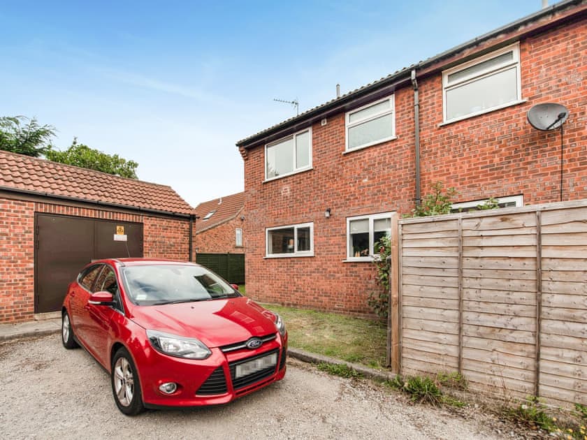Parking | Ay Come Inn, Acomb, near York