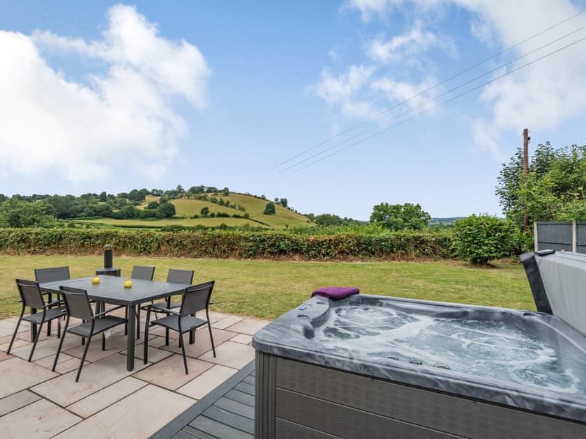 Outdoor area | Pennant, Llanerfyl, near Welshpool