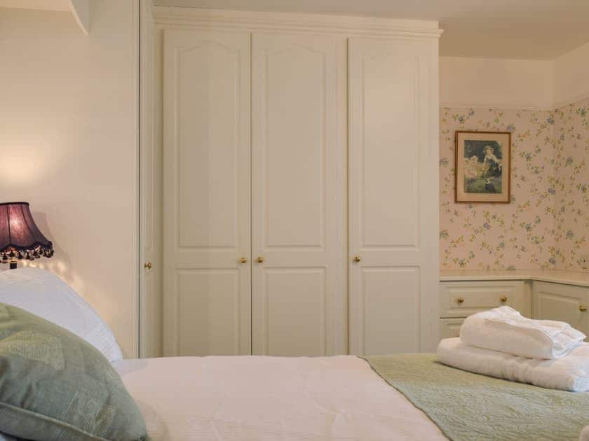 Double bedroom | Glossoms Lodge, Thorpe Arnold