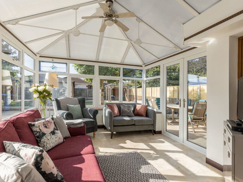 Conservatory | Lake Retreat - Quay Holidays, Hamworthy
