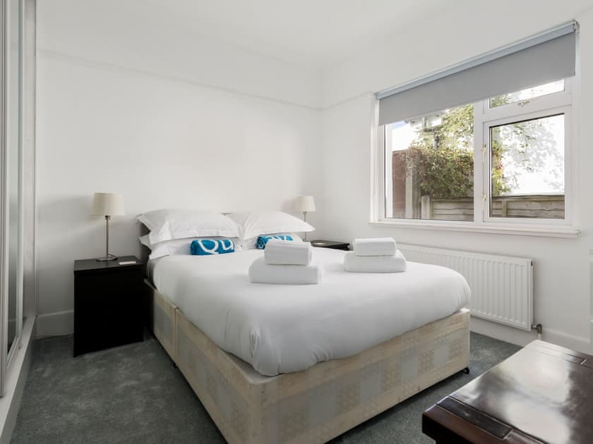 Double bedroom | Lake Retreat - Quay Holidays, Hamworthy