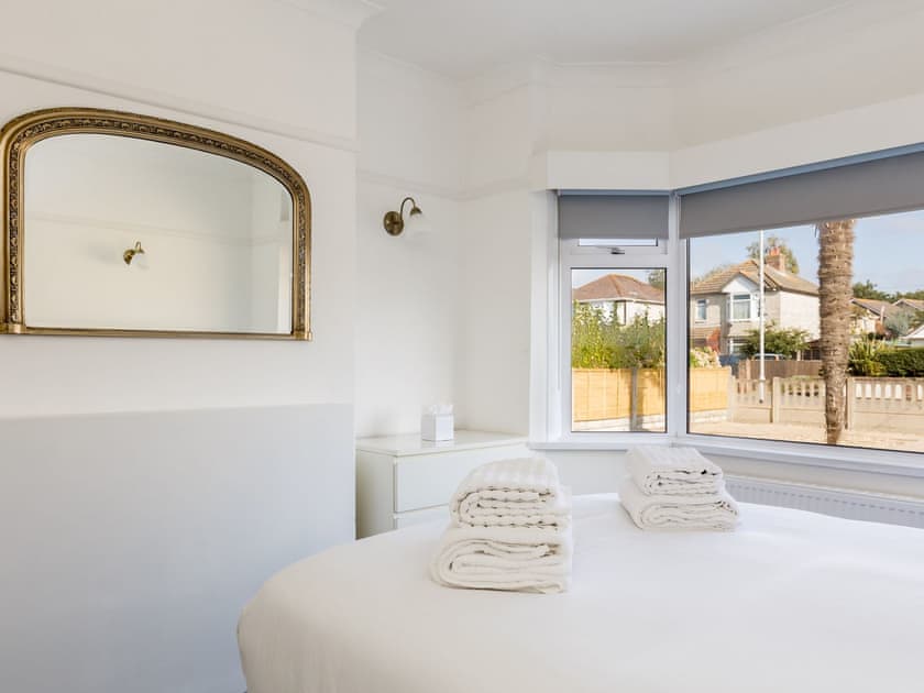 Double bedroom | Lake Retreat - Quay Holidays, Hamworthy