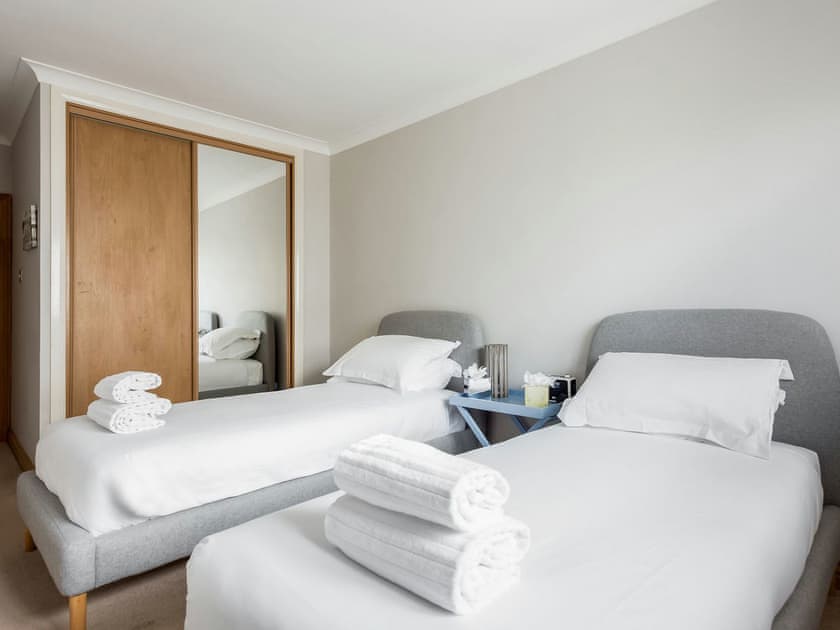 Twin bedroom | Sandy Shores, Poole