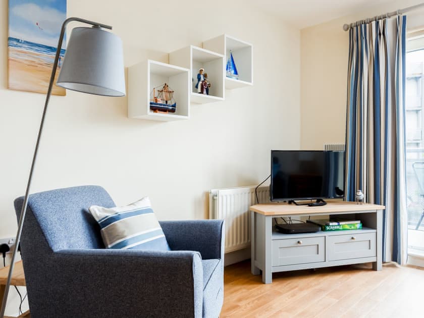 Living area | Coxswain’s Cabin, Poole