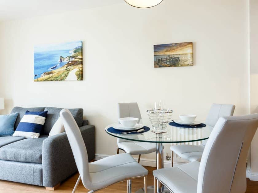 Dining Area | Coxswain’s Cabin, Poole