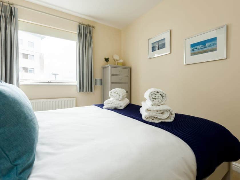 Double bedroom | Coxswain’s Cabin, Poole