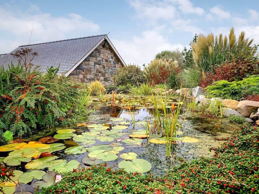 Garden and grounds | Hafen Deg - Bodrydd, Rhoshirwaun, near Pwllheli