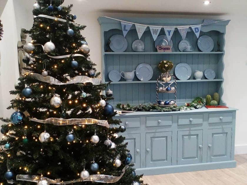 Christmas decor indoors | Llwyn Du, Abersoch, near Pwllheli