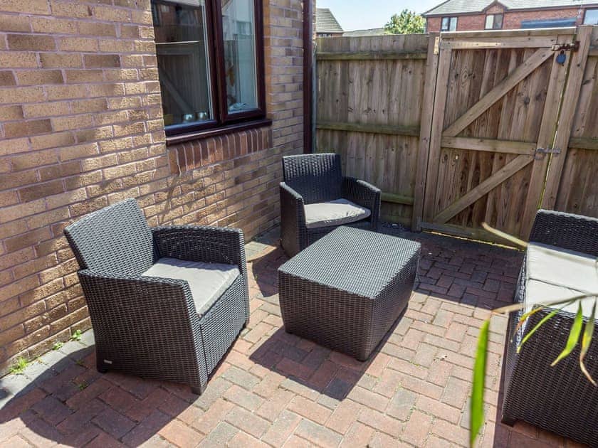 Patio | Sanderling, Poole