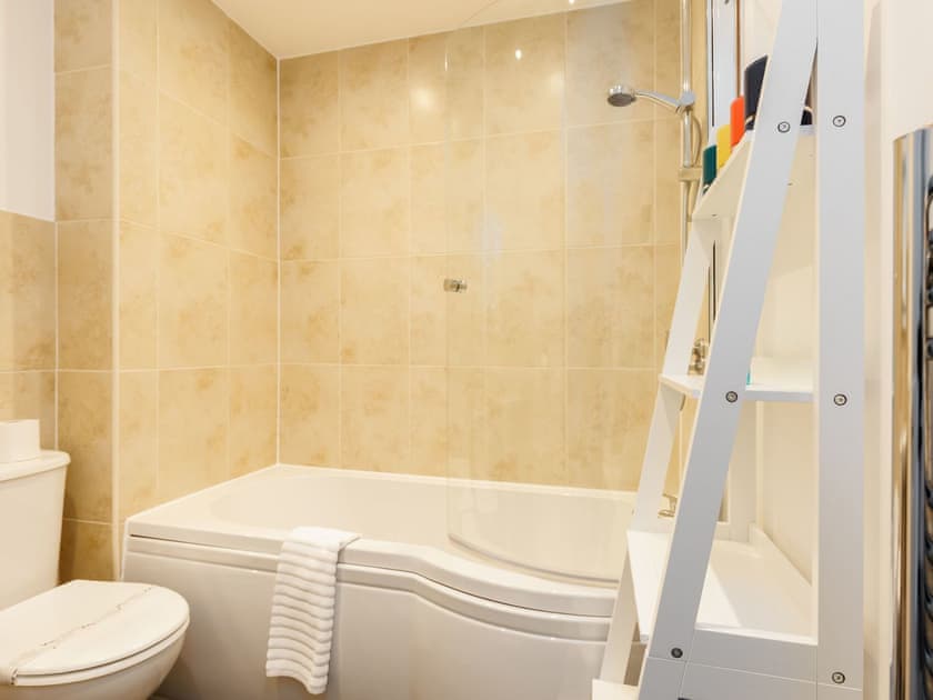 Bathroom | Spinnaker House, Poole