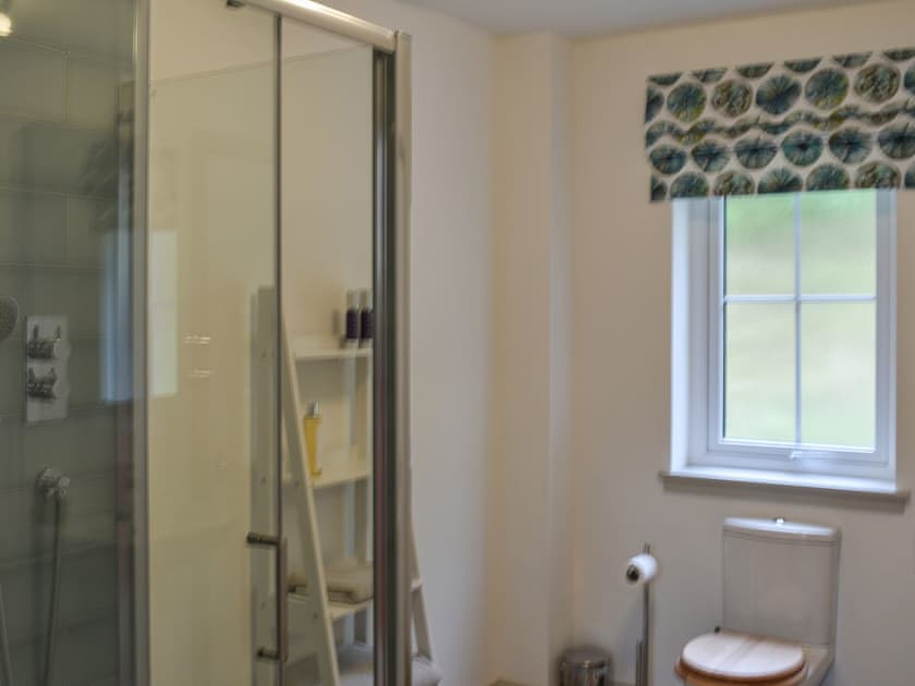 Shower room | An DÃ²bhran - Dornie Croft, Dornie