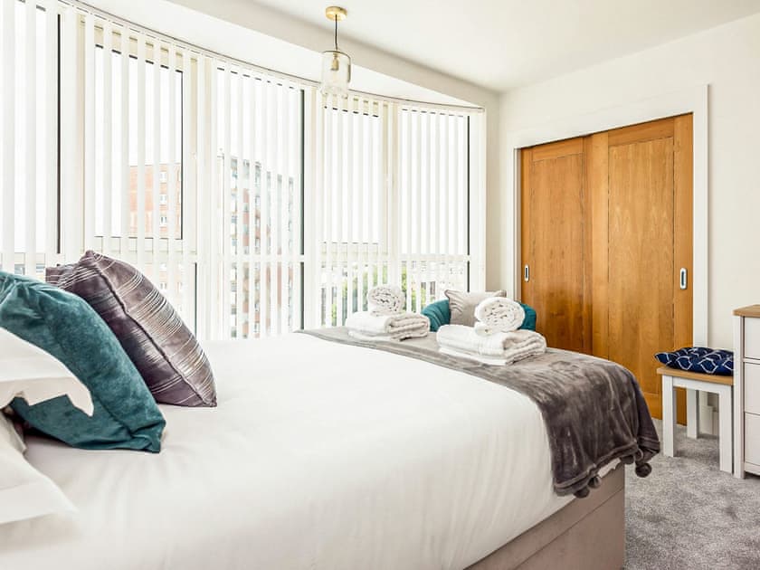 Double bedroom | Tally Ho, Poole