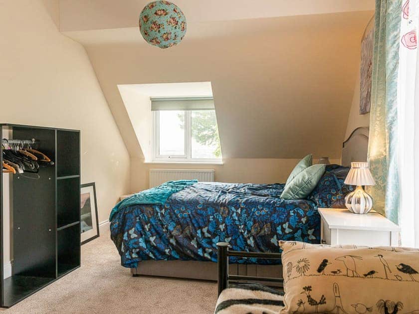 Double bedroom | Apartment Hole 18 3/4, Stroud