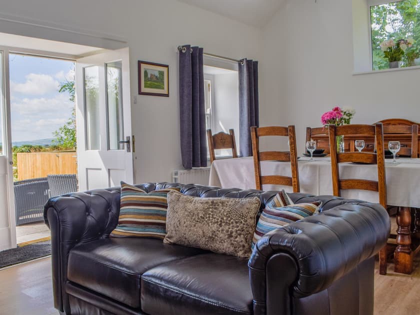 Living room/dining room | Tyn Y Coed, Beulah