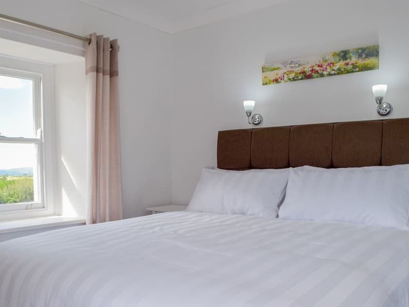 Double bedroom | Tyn Y Coed, Beulah