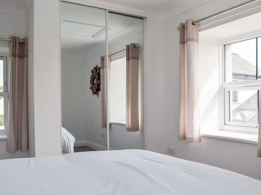 Double bedroom | Tyn Y Coed, Beulah
