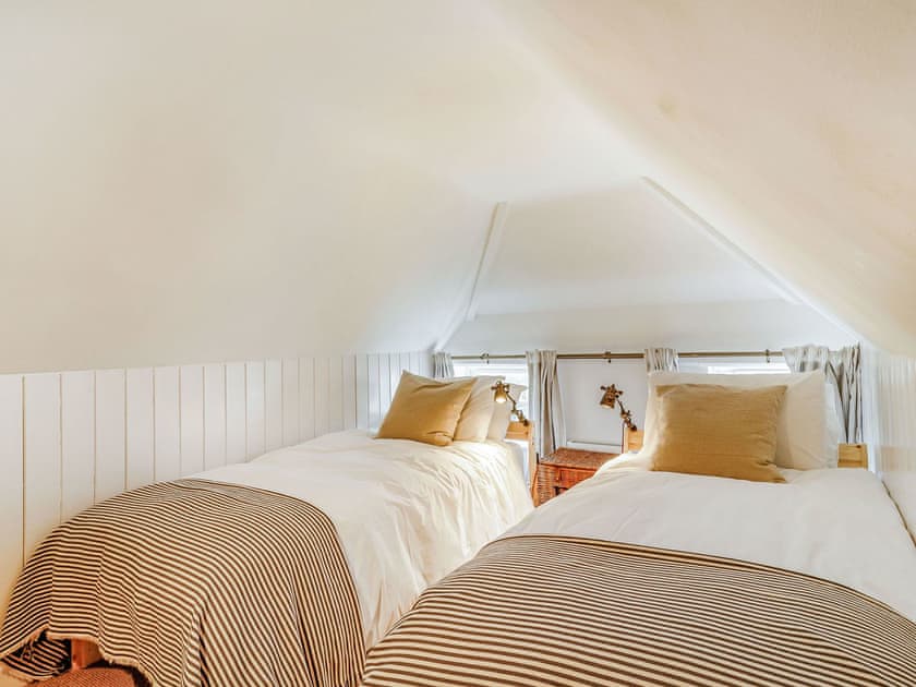 Twin bedroom | High View House, Mundesley