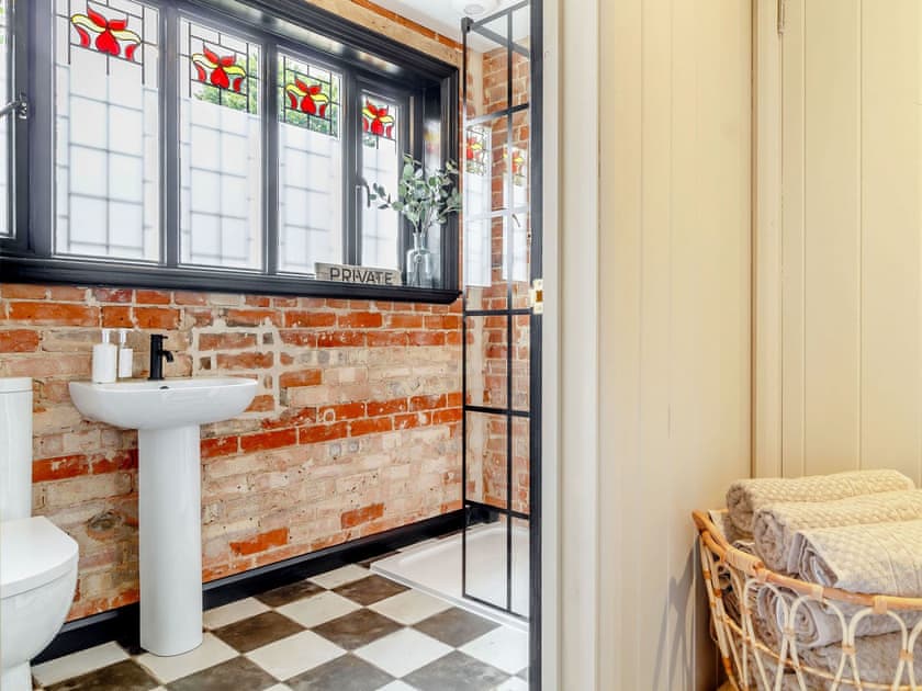 Bathroom | High View House, Mundesley