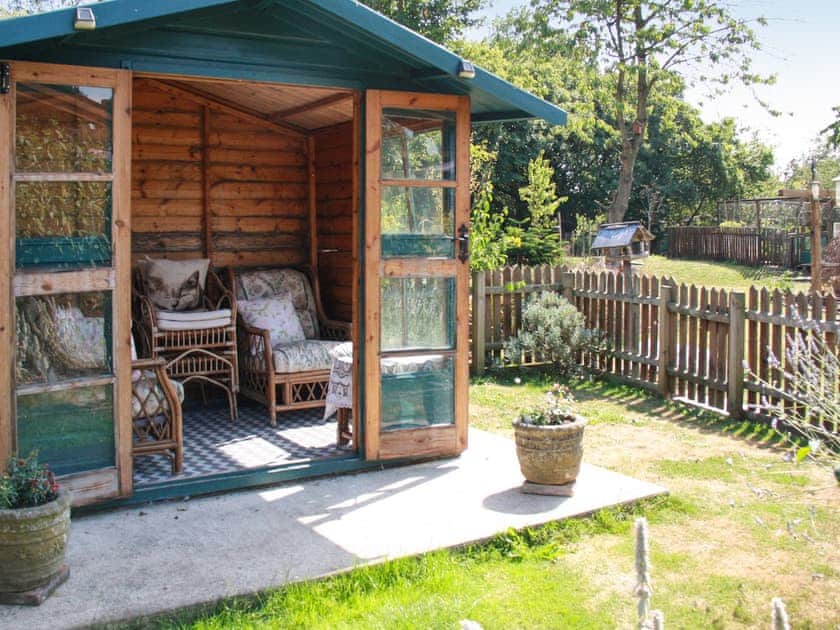 Summerhouse | South Lodge, Great Moulton