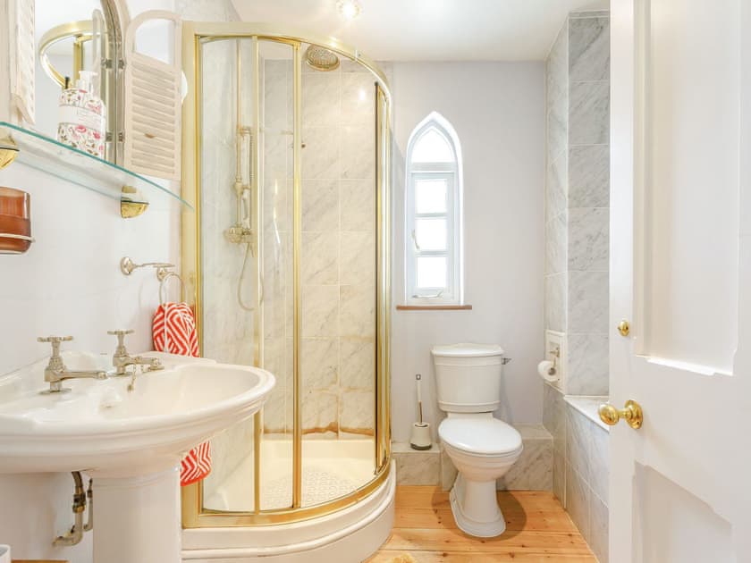 Shower room | Nightingale House, Ottery St Mary, near Sidmouth