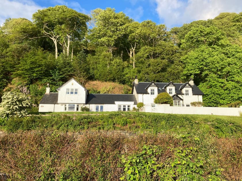 Setting | Craigneuk, Benderloch, near Oban