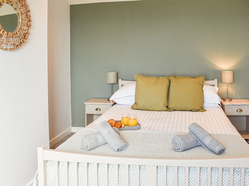 Double bedroom | Bryn Derwen, Harlech