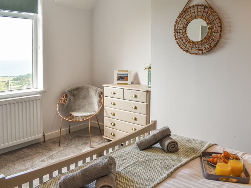 Double bedroom | Bryn Derwen, Harlech