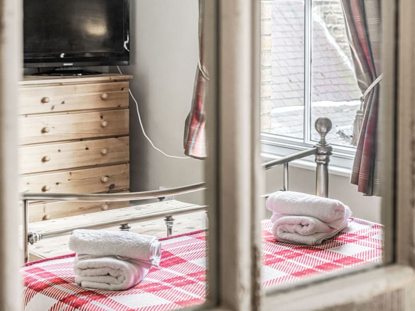 Double bedroom | Little Jack’s Cottage, Scalby Village, near Scarborough