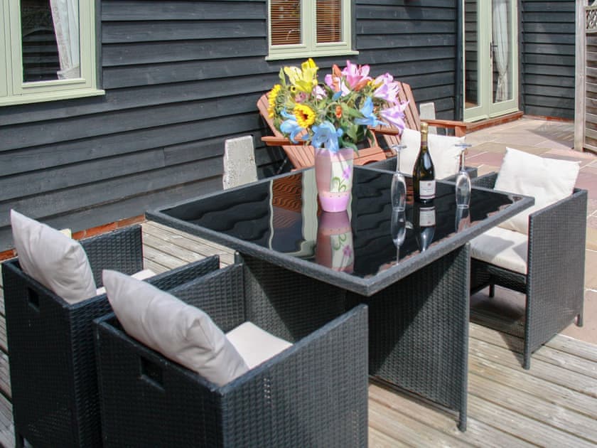 Outdoor area | Fox’s Den - Manor Farm Barns, Witton, near Happisburgh