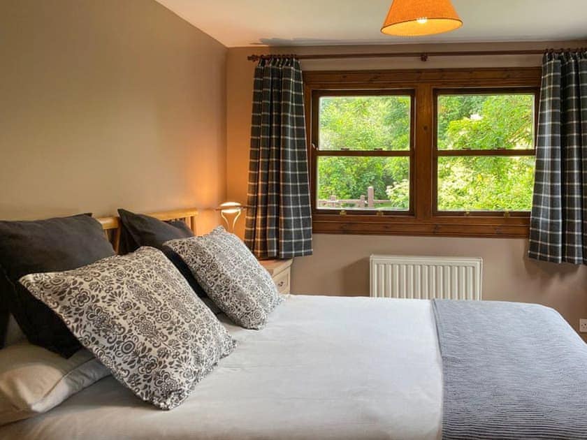 Double bedroom | Ardtur Croft, Appin