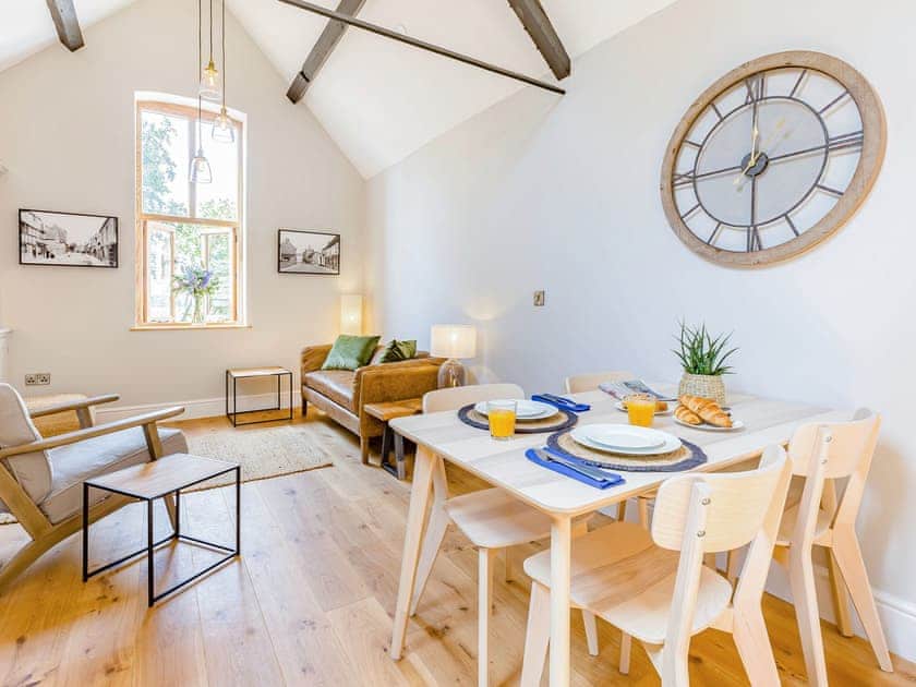 Open plan living space | The Old Workshop, Bidford On Avon