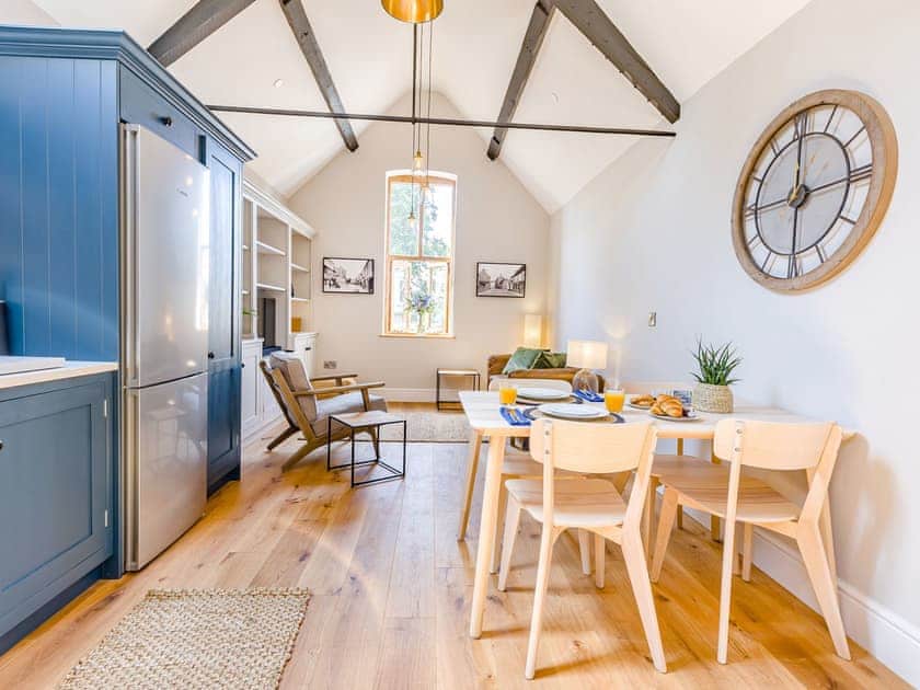 Open plan living space | The Old Workshop, Bidford On Avon