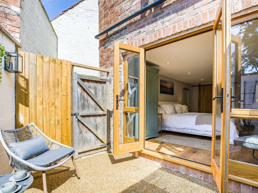 Outdoor area | The Old Workshop, Bidford On Avon