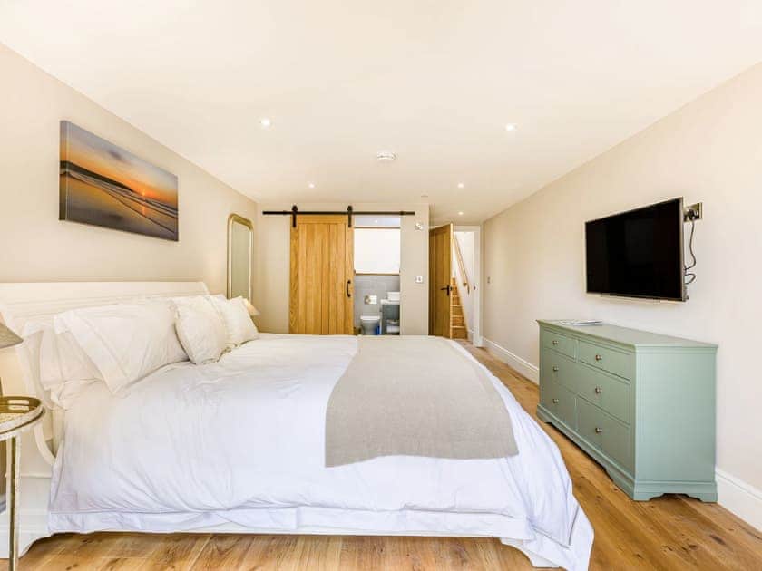 Double bedroom | The Old Workshop, Bidford On Avon
