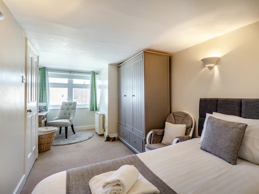 Twin bedroom | Quay Cottage, Seahouses, near Alnwick
