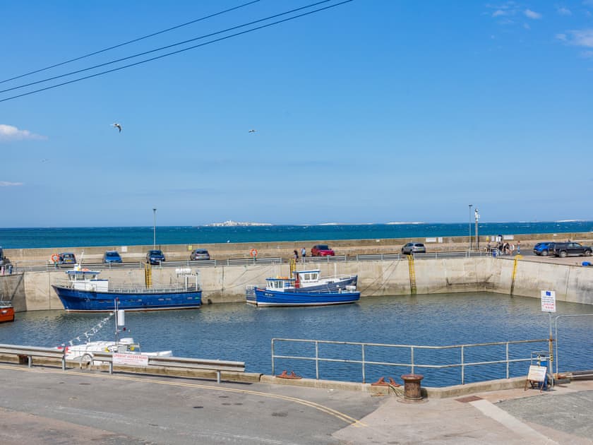 Surrounding area | Quay Cottage, Seahouses, near Alnwick