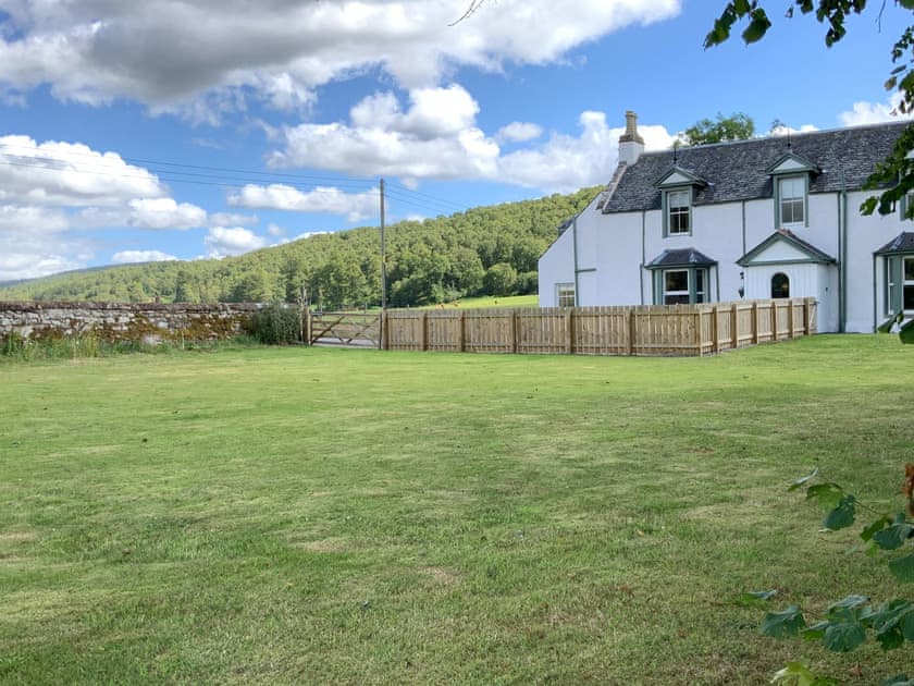 Garden | Darris Farmhouse, Scaniport