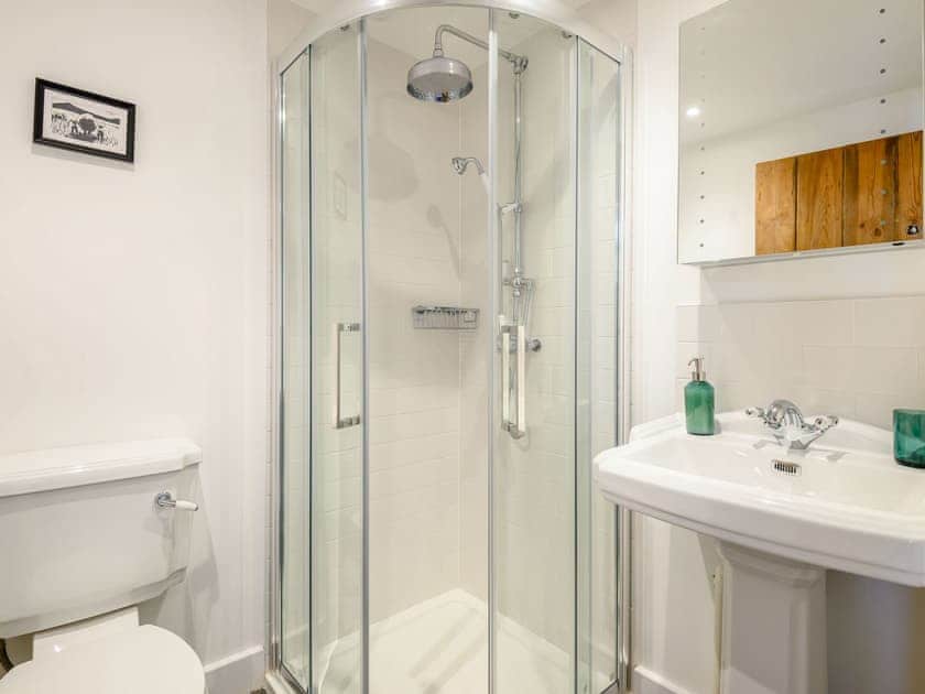 Shower room | The Hayloft - Hendy Farm, Raglan