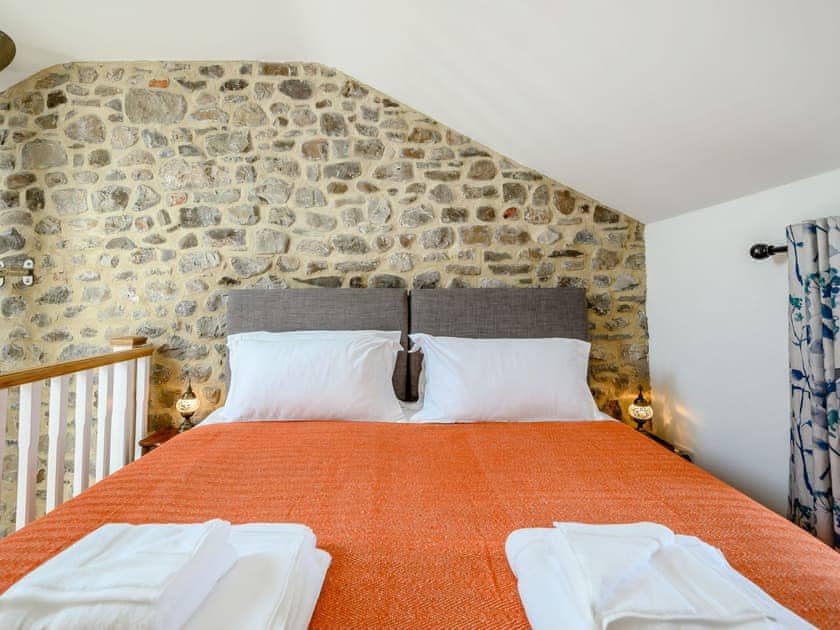Mezzanine | The Hayloft - Hendy Farm, Raglan