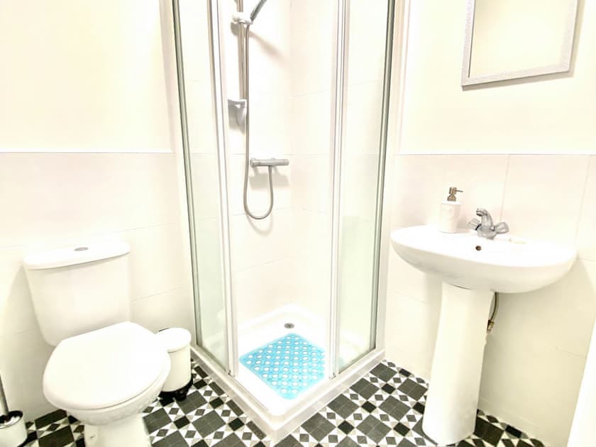 Bathroom | Lochindaal, Tarbert