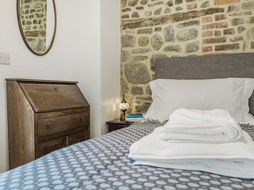 Double bedroom | The Stables - Hendy Farm, Raglan