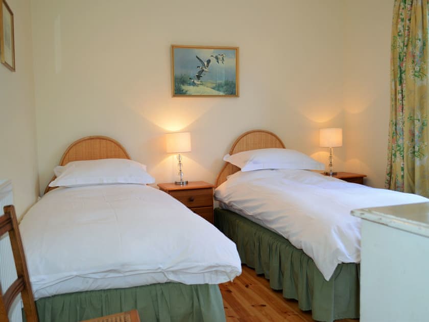 Twin bedroom | Shelduck Cottage, Glendaruel, near Tignabruaich