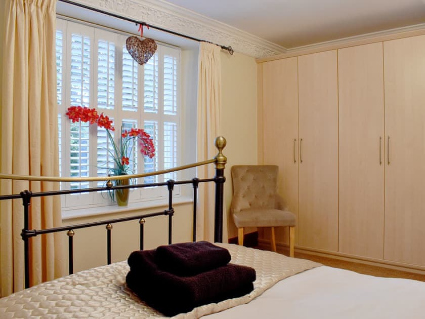 Double bedroom | Mews Cottage, Whitby