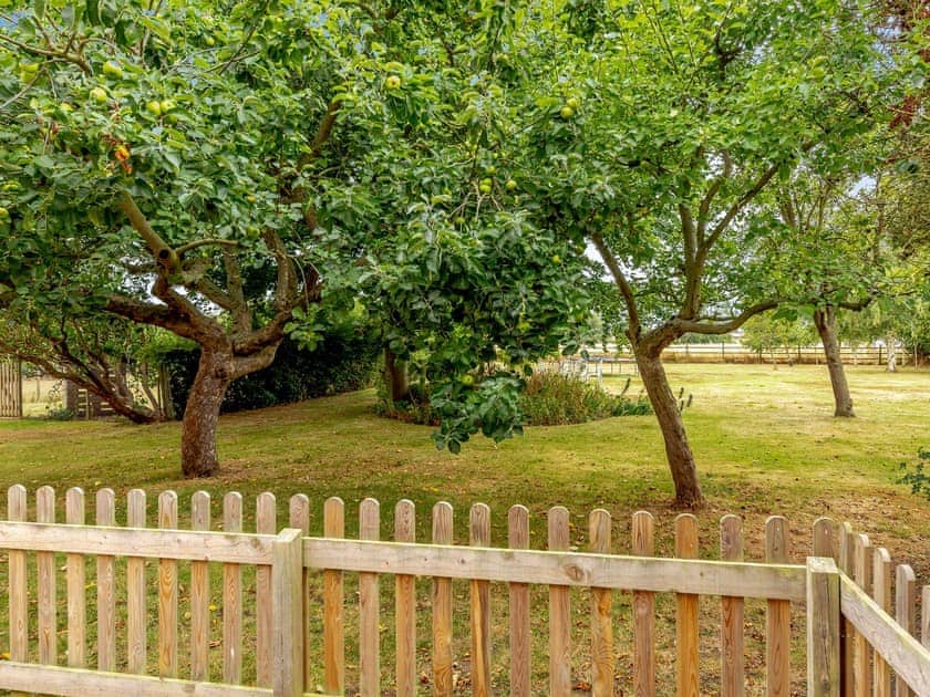 Garden | The Croft - Retford Retreats, Laneham, near Lincoln