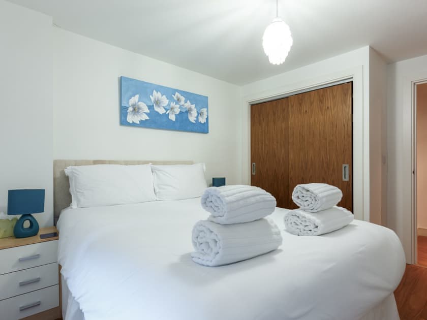 Double bedroom | Castle Lanes, Poole