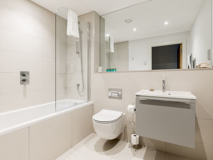 Bathroom | Endless Summer, Poole