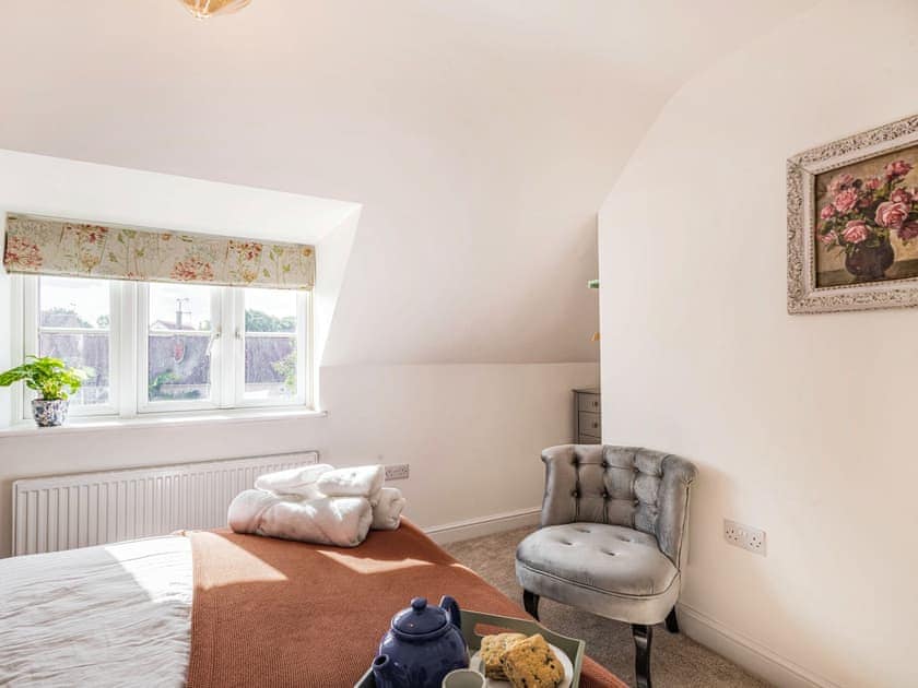 Master bedroom | Rosemary Cottage, Hickling, near Happisburgh