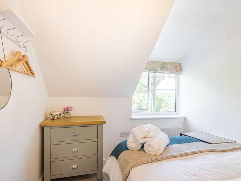 Double bedroom | Rosemary Cottage, Hickling, near Happisburgh