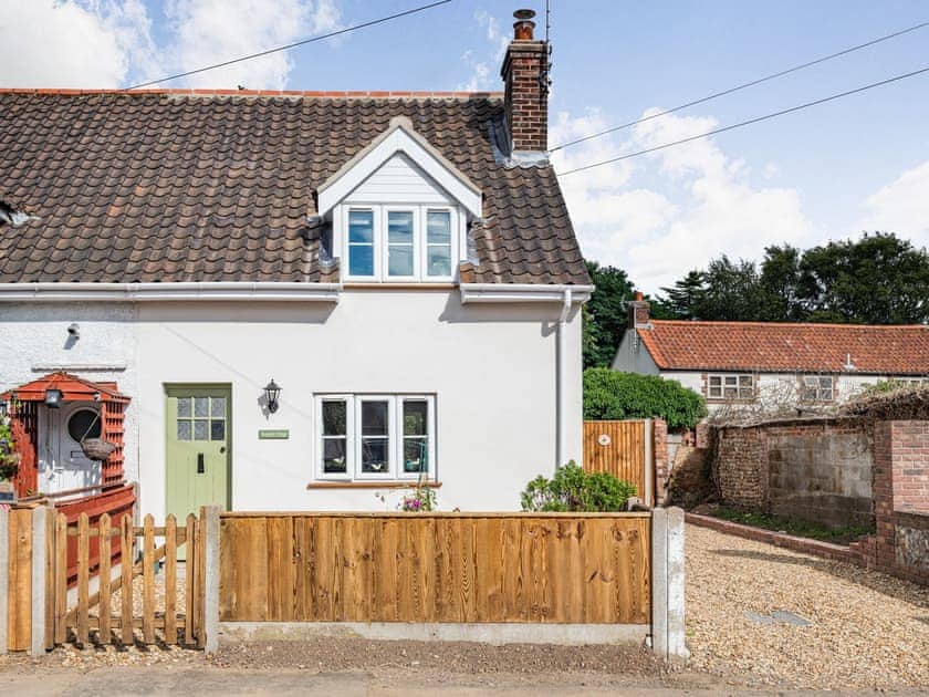 Exterior | Rosemary Cottage, Hickling, near Happisburgh